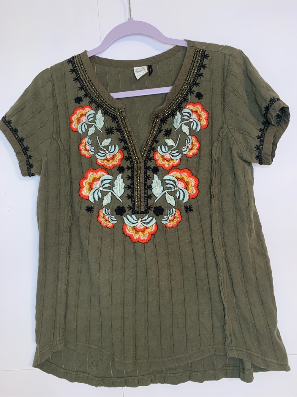 Anthropologie Akemi+Kin Embroidered Top Short Sleeve  Brown Knit Size M